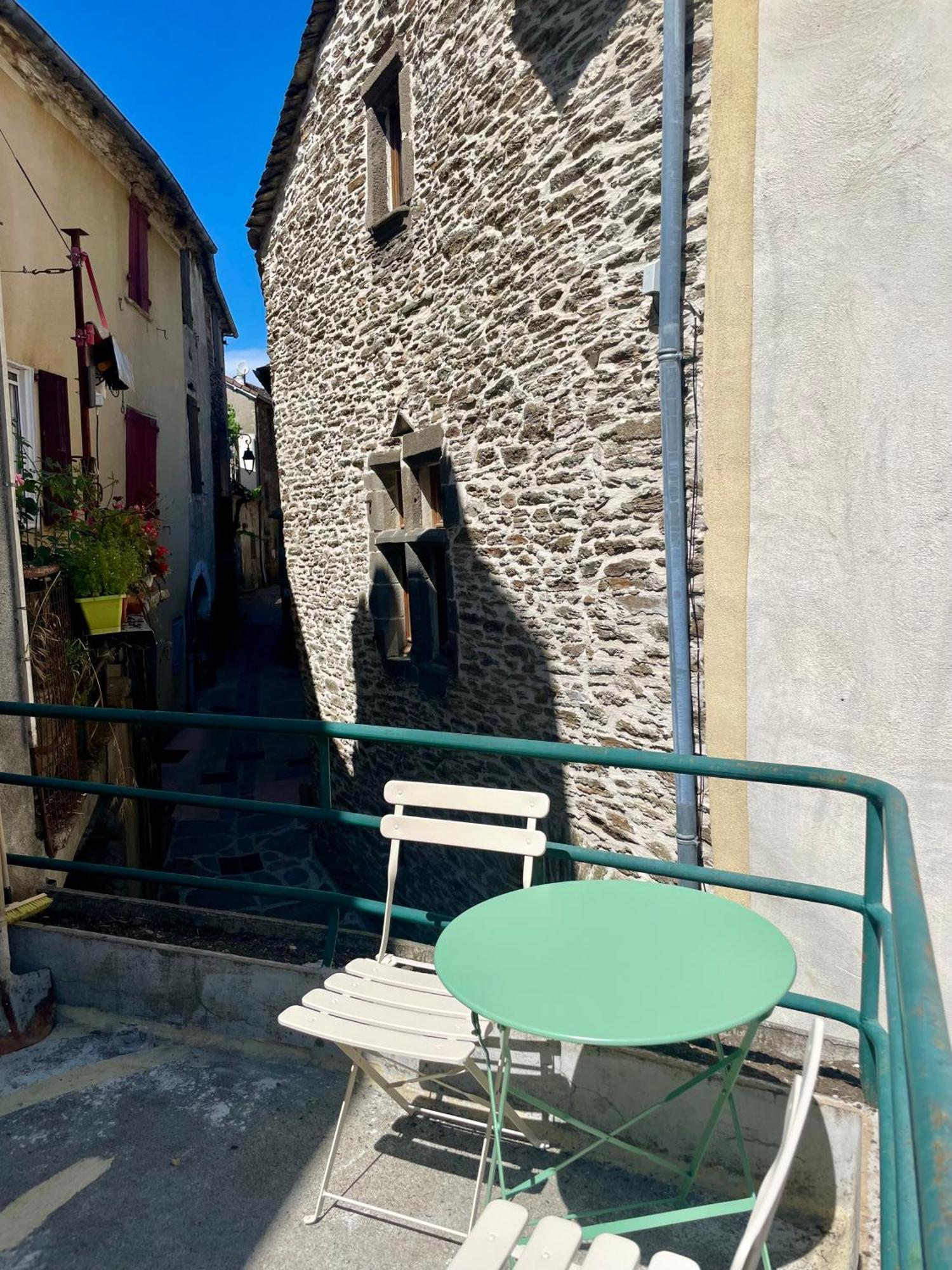 T2 Renove Avec Terrasse Au Coeur Des Cevennes Apartman Saint-Germain-de-Calberte Kültér fotó